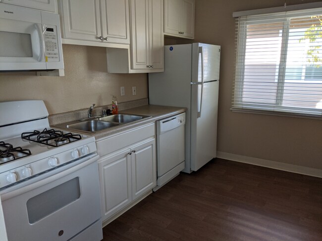 Building Photo - 612 Stafford St