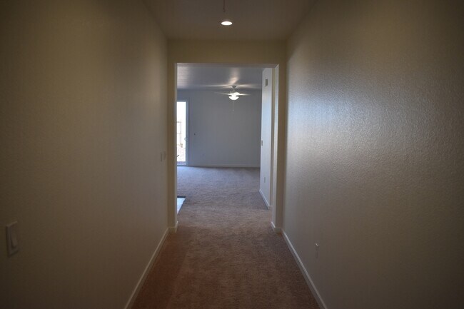 Foto del edificio - 188 Squaw Vly Dr