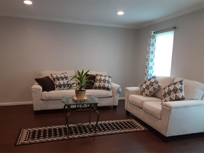 Foto del edificio - 13148 Trail Hollow Dr