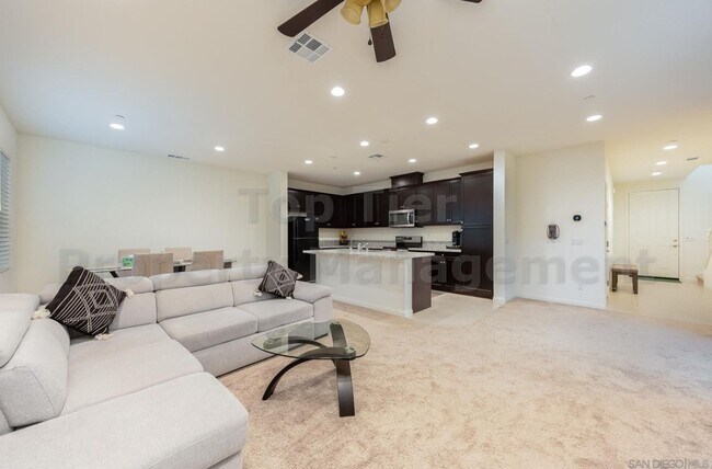 Foto del edificio - 506 Longmeadow St