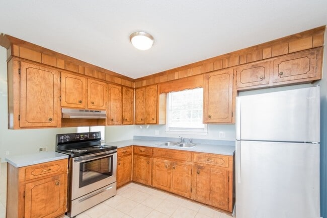 Building Photo - 1124 Starview Dr