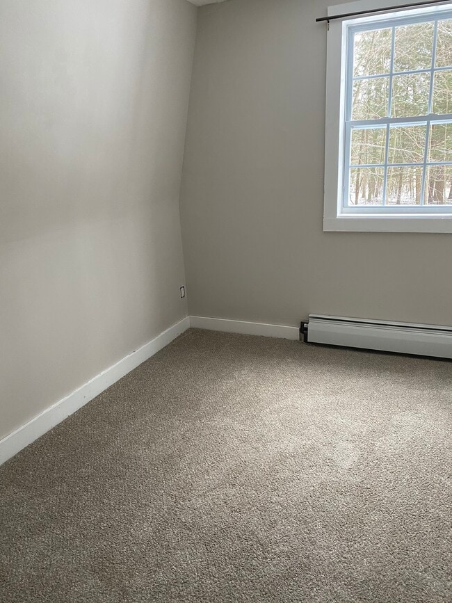 second bedroom - 7628 Currier Rd