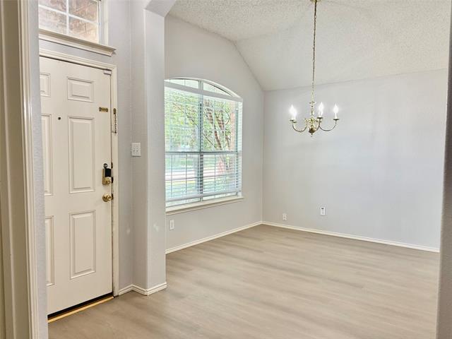 Foto del edificio - 7180 Chinquapin Dr