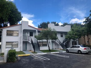 Building Photo - 11641 Royal Palm Blvd