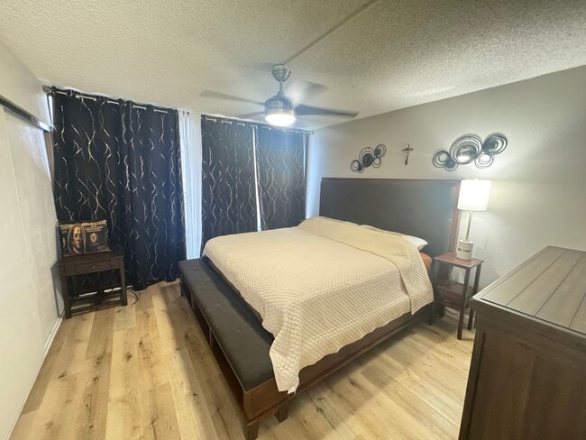 Foto del edificio - 1 bedroom, 1 bath near Pearlridge Shopping Center