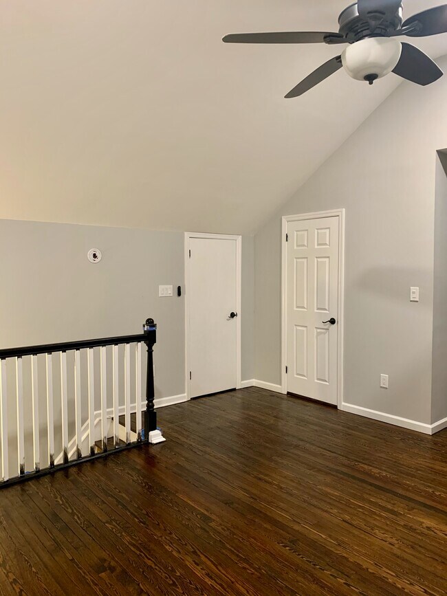 Building Photo - 17 Linhurst Pl