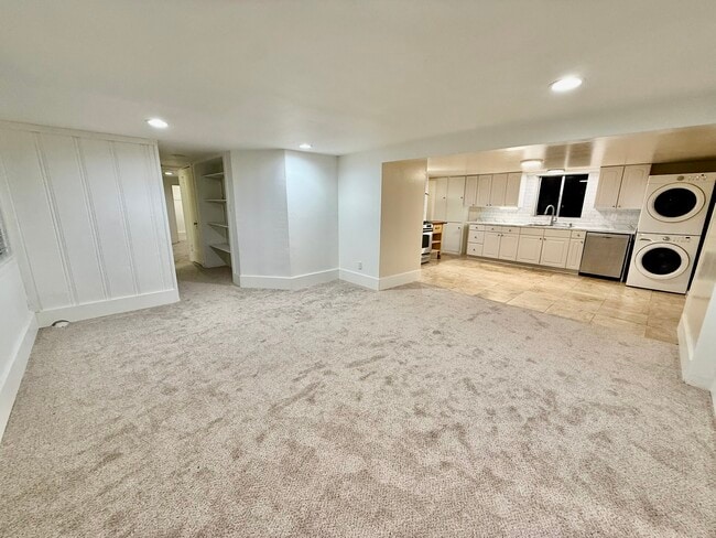 Open concept living space - 211 West End Ave