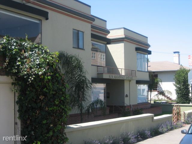 Building Photo - 525 Alcatraz Ave