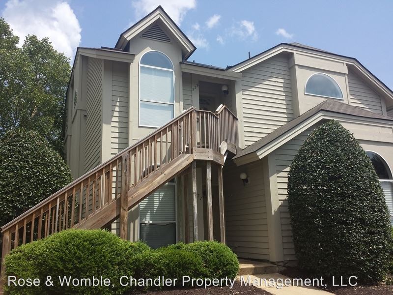 Primary Photo - 2 br, 1 bath House - 529 E. Lake Circle
