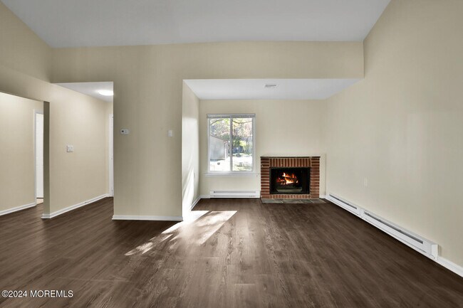 Building Photo - 24 Andover Ct