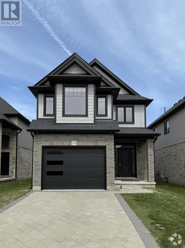 Building Photo - 1768 Owen Ln