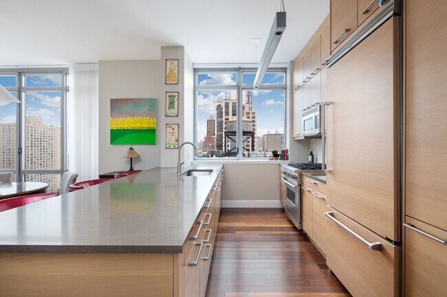Foto del edificio - 333 E 91st St