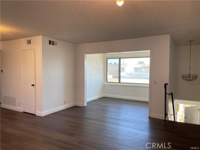 Building Photo - 5770 Laguna Way