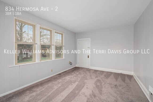 Building Photo - 834 Hermosa Ave - 2