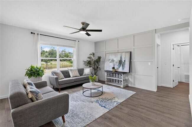 Foto del edificio - 1037 Champion Ridge Dr