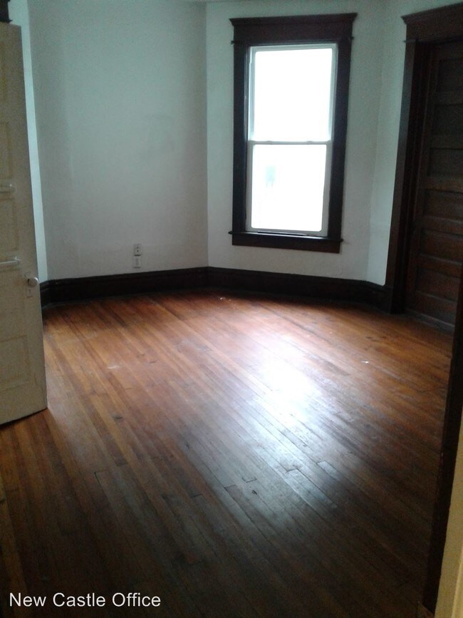 Building Photo - 522 W Madison Ave