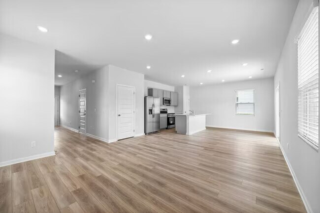 Foto del edificio - 1247 Ross Farms Blvd