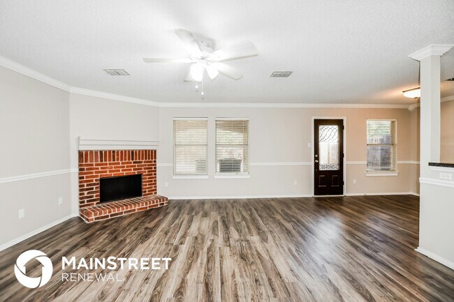 Foto del edificio - 1202 Starpoint Ln