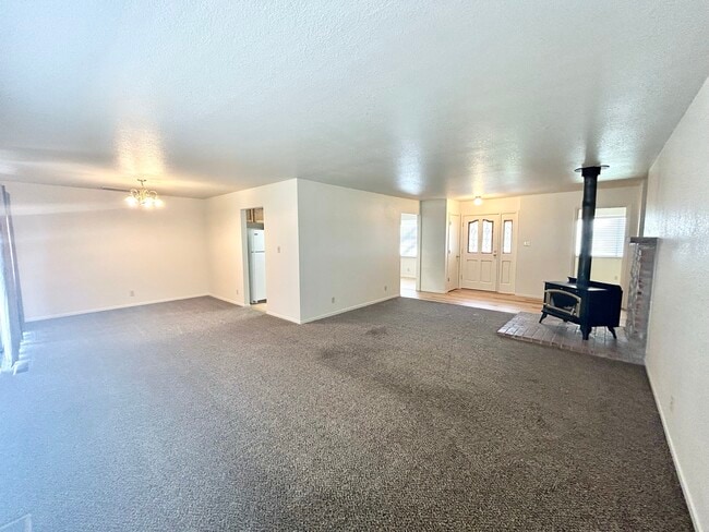 Foto del edificio - 1584 Johnson Ln