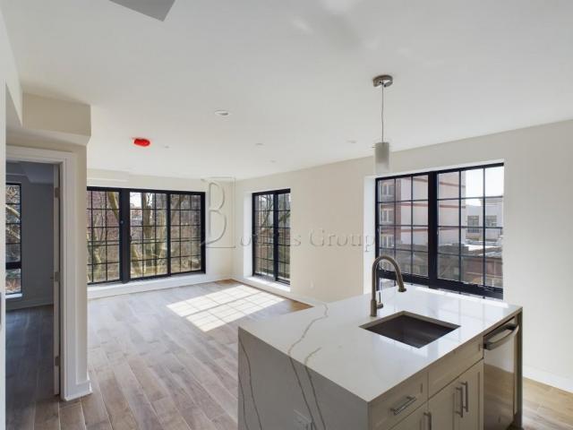 1 bedroom in ASTORIA NY 11102 - 1 bedroom in ASTORIA NY 11102
