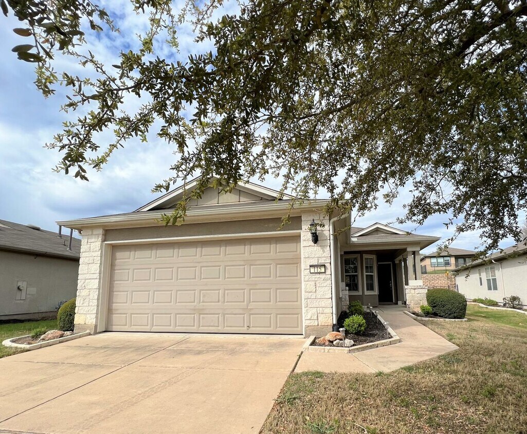 Foto principal - 115 Sandy Creek Trl-Unfurnished Sun City R...