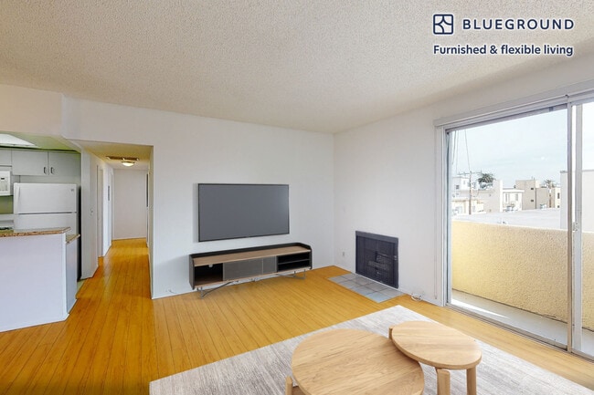 Foto del edificio - 1920 Overland Ave