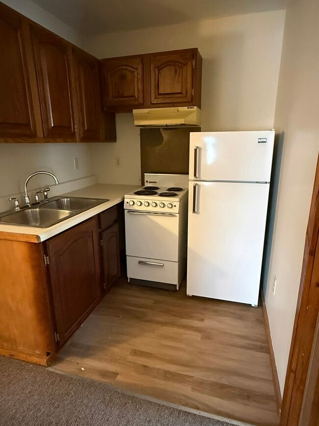 Foto del edificio - 210 S Eaton St