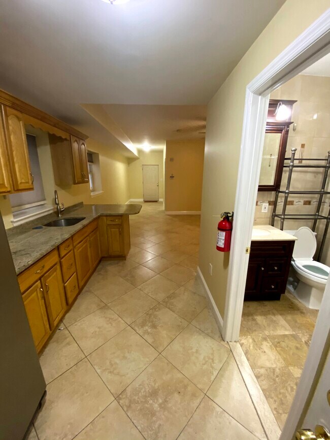 Apt First Look - 219 Congress St