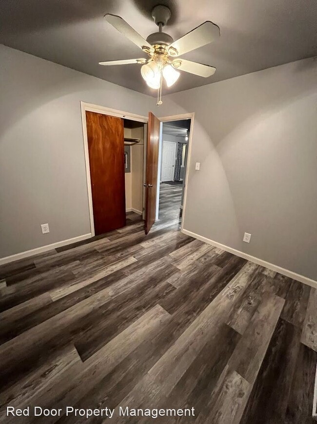Building Photo - 2 br, 1 bath House - 218 21st Ave NW Great...