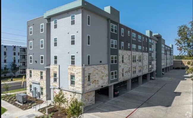 Foto del edificio - 1200 W Koenig Ln