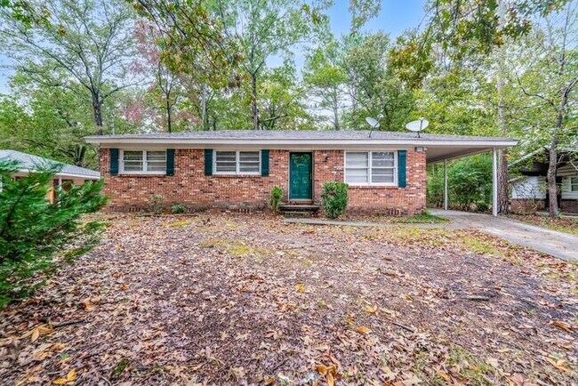 Foto del edificio - $1250! 3Bed/1Bath in Center Point! Available now! Free Application BLACK FRIDAY DEAL Ends 11/29!