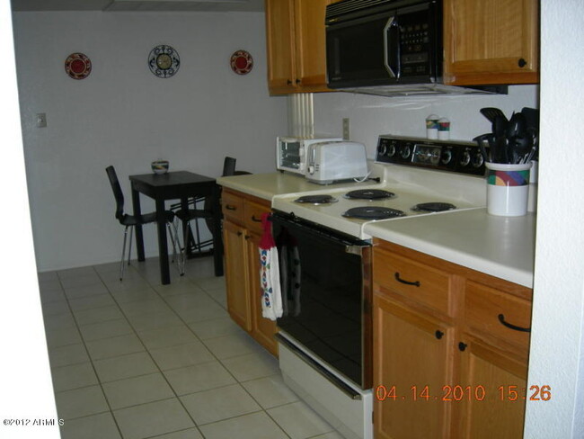 Foto del edificio - 9445 N 94th Pl