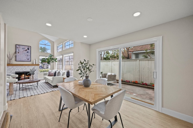Building Photo - 96 Wild Horse Loop
