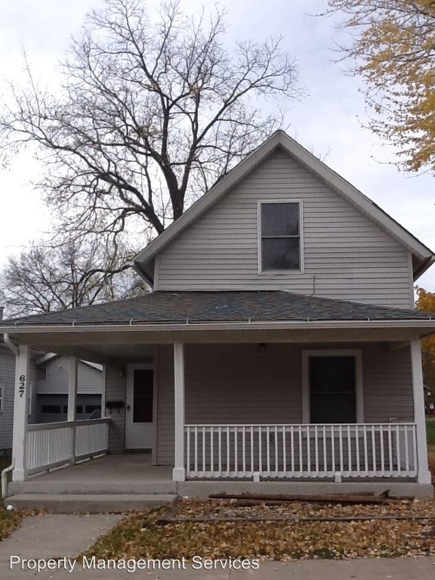 627 N Main St, Goshen, IN 46528 House Rental in Goshen, IN