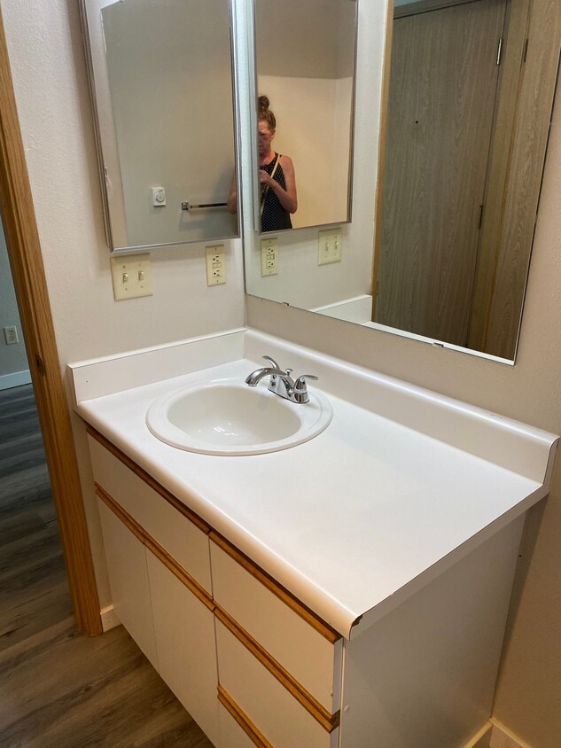 Photo - 334 Wells Ave S (Renton, WA)