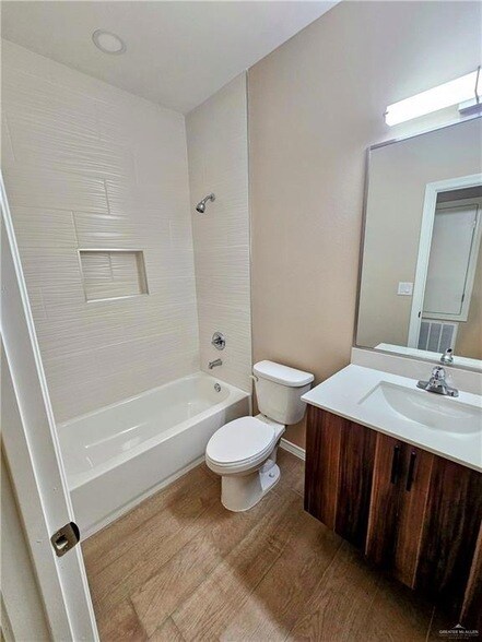 Foto del edificio - 2919 W Driftwood St