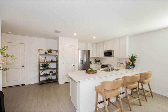 Building Photo - 30 West Luxury Rental Homes