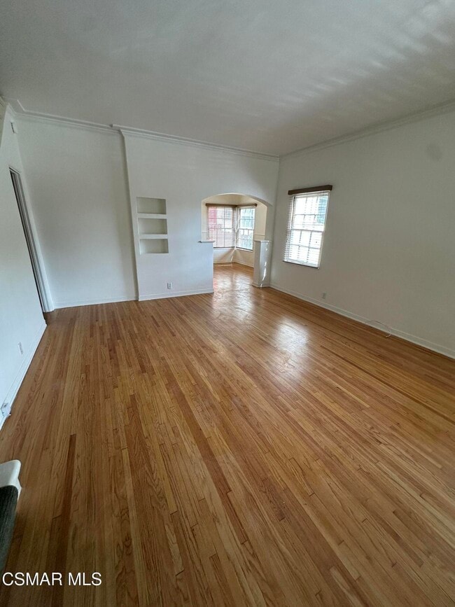 Foto del edificio - 3136 Griffith Park Blvd