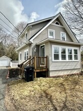 Building Photo - 24 Stone St