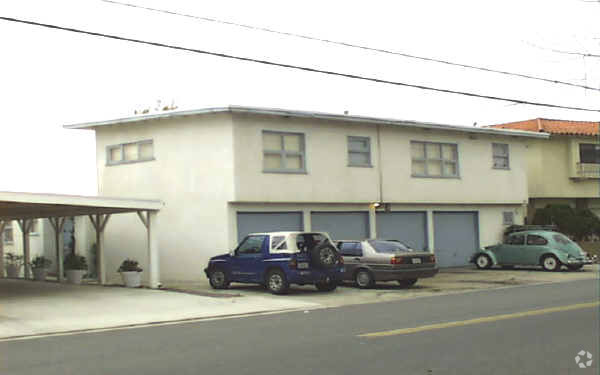 Primary Photo - 1505 Buena Vista