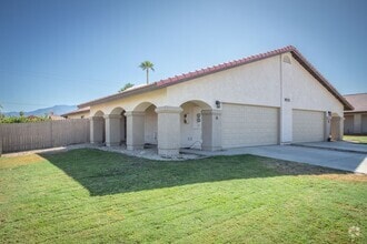 Building Photo - 78723 Ave 42