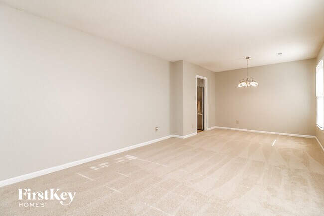 Building Photo - 5312 Carolwood Dr
