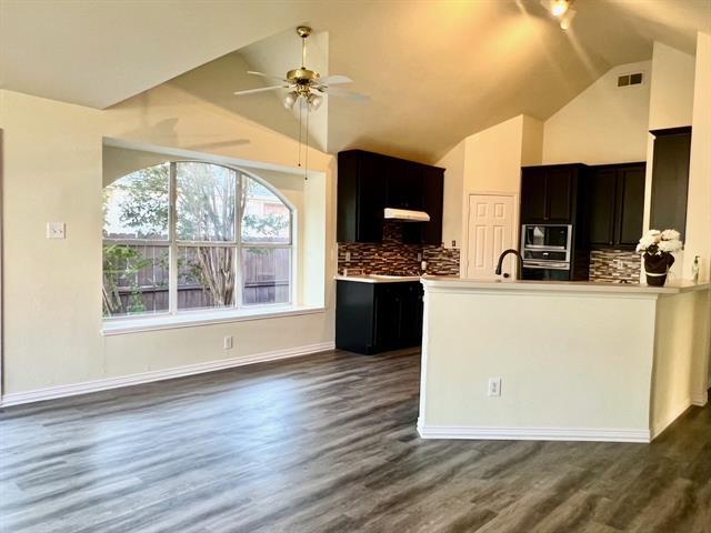 Building Photo - 2019 St Anne Dr
