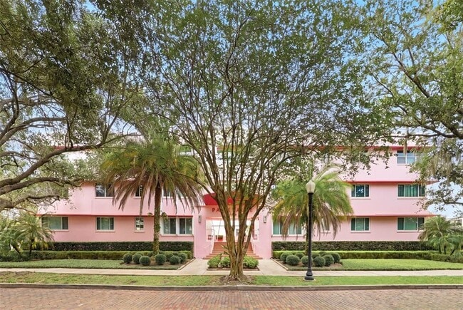Building Photo - 640 N Park Ave