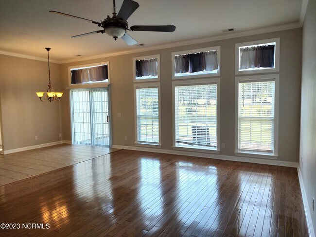 Foto del edificio - 7391 Balmore Dr SW