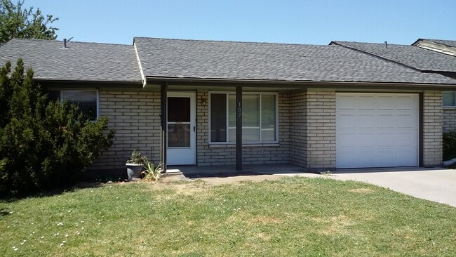 Building Photo - 102 N 48th Ave