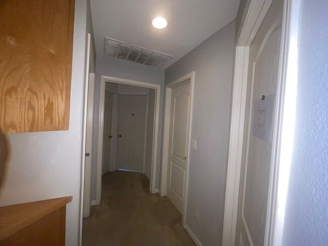 Building Photo - 5247 Agapanthus Ct