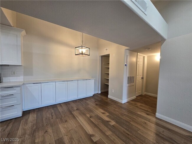 Foto del edificio - 7885 W Flamingo Rd