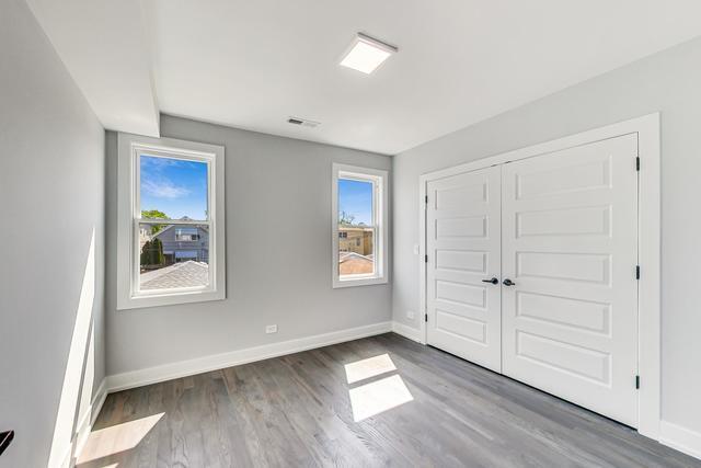 Building Photo - 2831 N Avers Ave