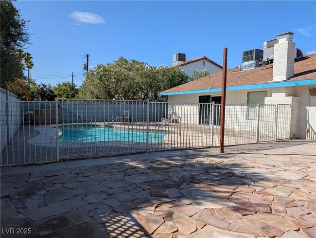 Foto del edificio - 3412 Sioux Way